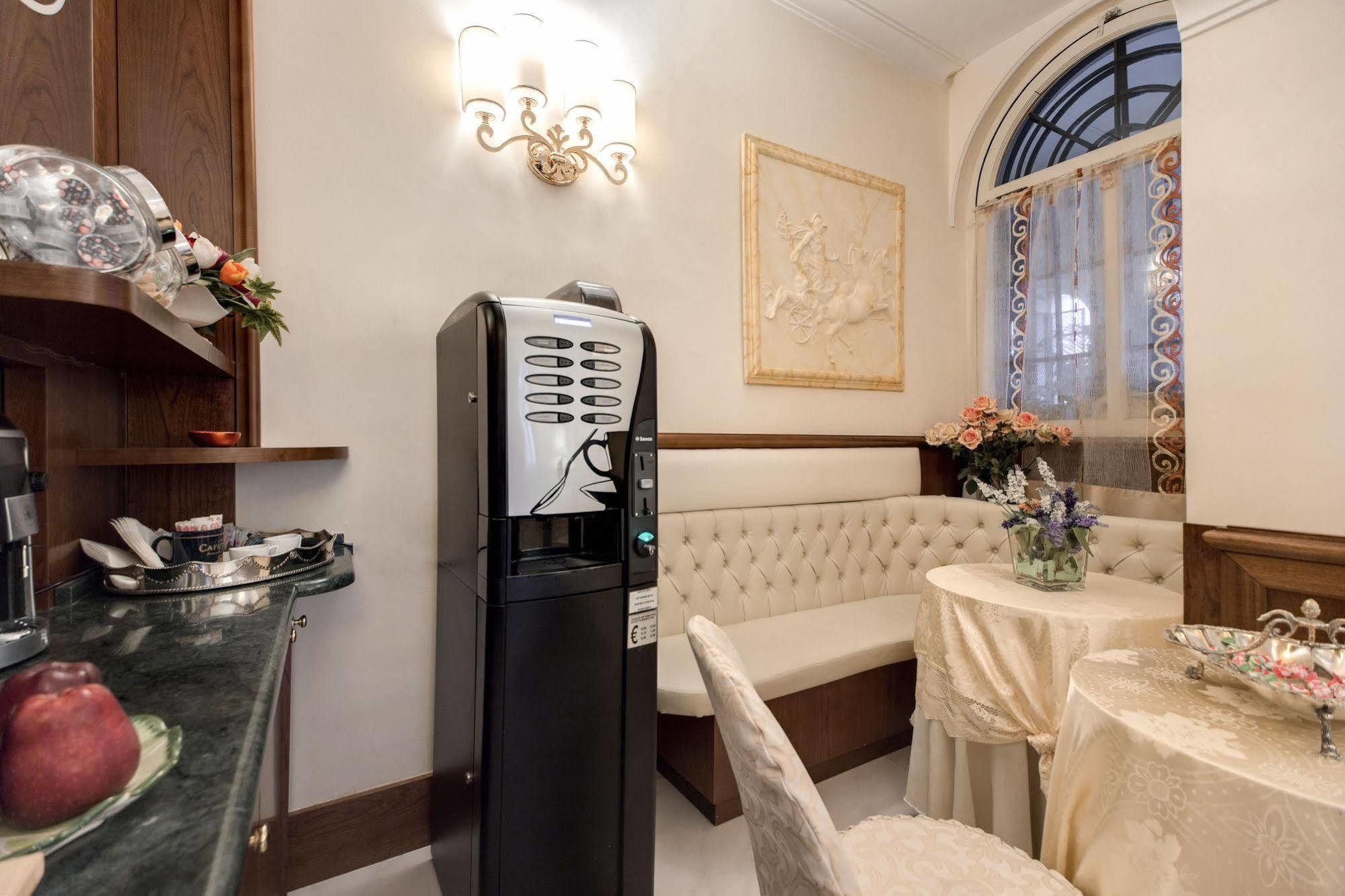 Esedra Inn Рим Екстер'єр фото