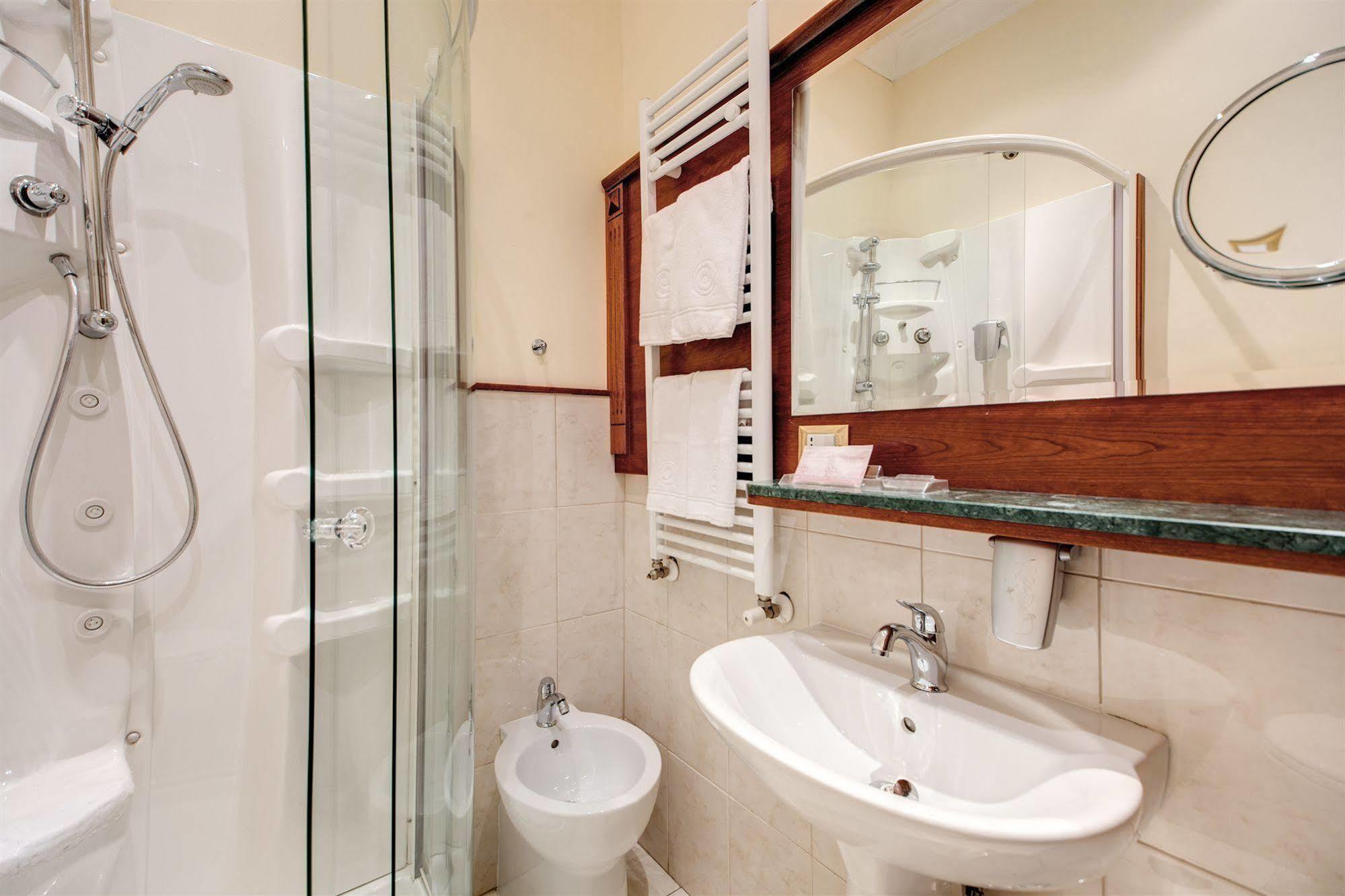 Esedra Inn Рим Екстер'єр фото